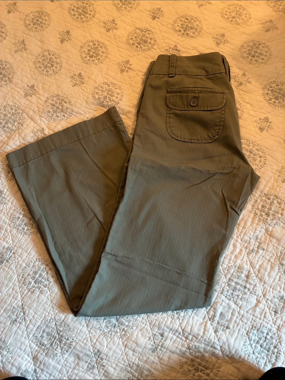 Women’s Gap Olive Green Casual Trousers